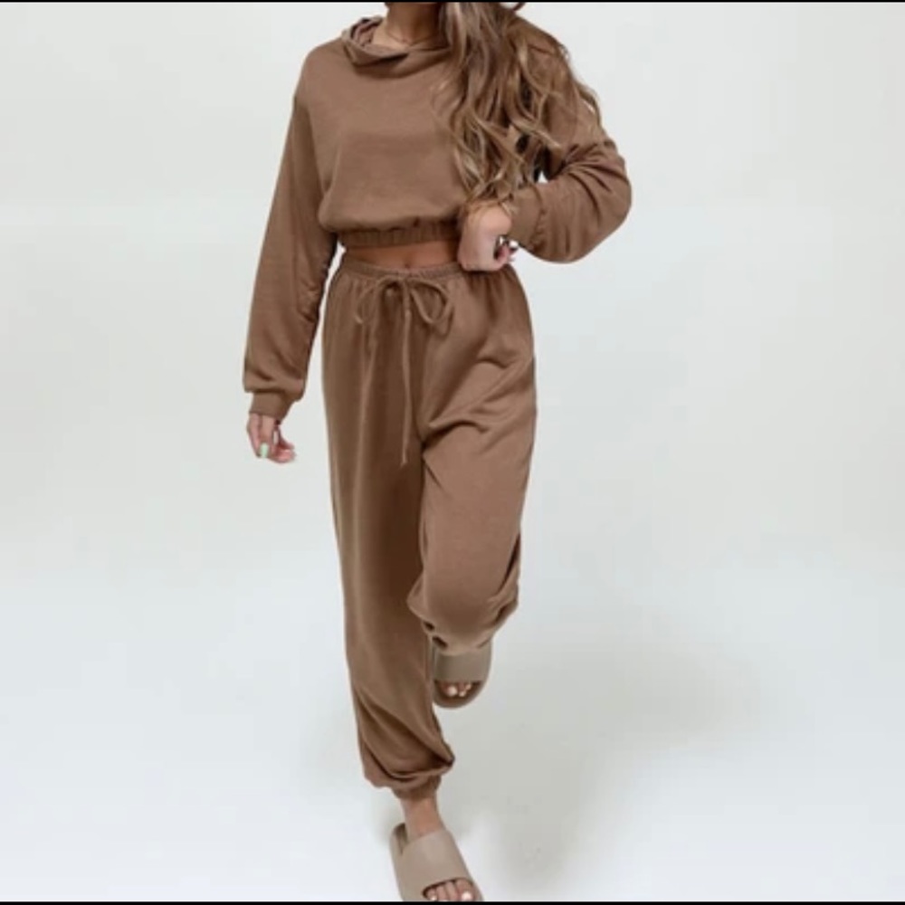 NWOT Chocolate Brown Lounge Set Hoodie Jogger M